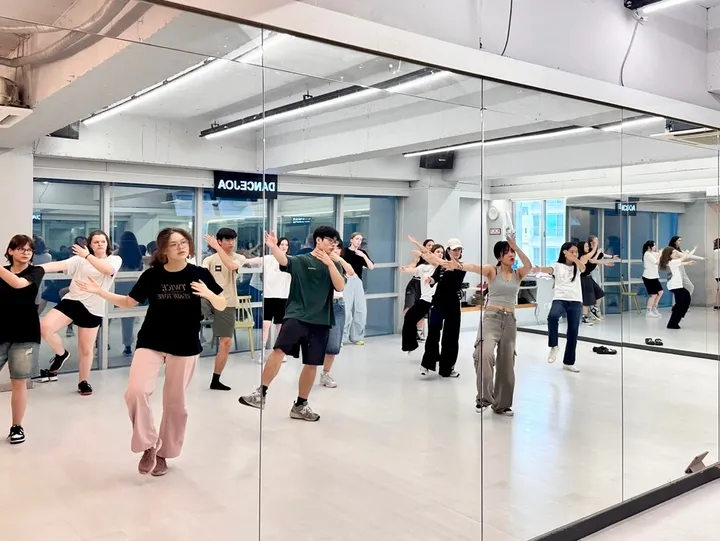 K-Pop-Dance-Class