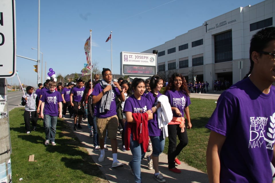 Schüler der Mississauga Secondary School demonstrieren für ihre Rechte
