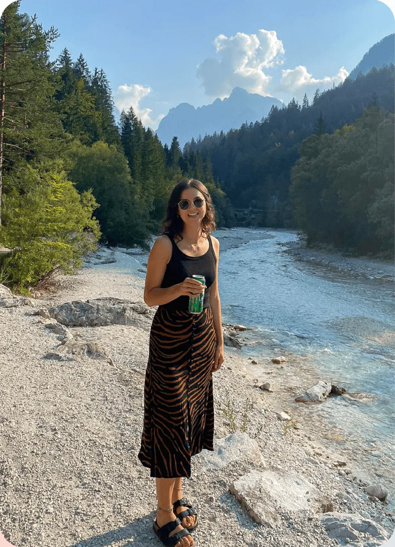 Elisa aus dem Team von Kulturwerke Deutschland auf Reisen