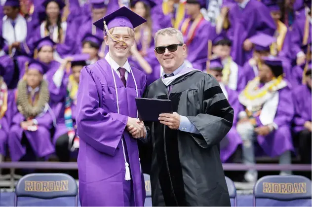 Schüler und Lehrer USA Abschlussfeier