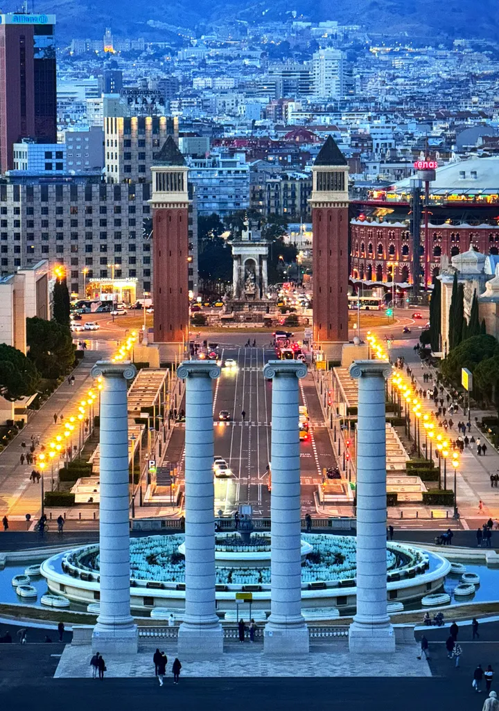 Montjuic e Fuentes Mágicas