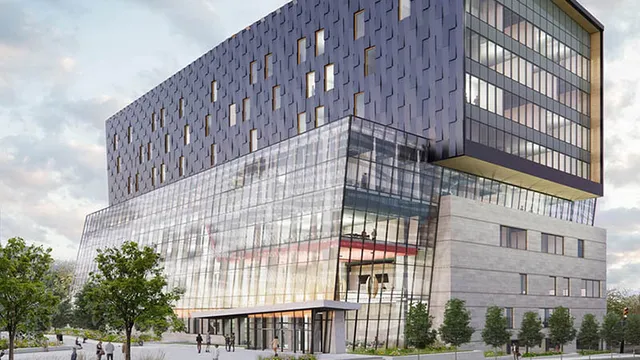 L'edificio moderno a più piani con una struttura geometrica della facciata nel campus del Vancouver Community College.