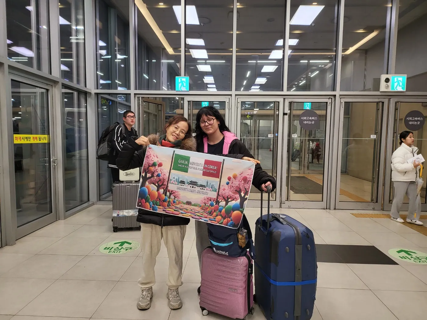 Studente italiano all'arrivo in aeroporto in Corea