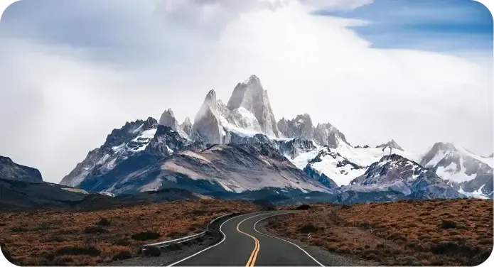 Vorschaubild zum Film über Argentinien: Straße durch Patagonien zum Fitz-Roy-Massiv